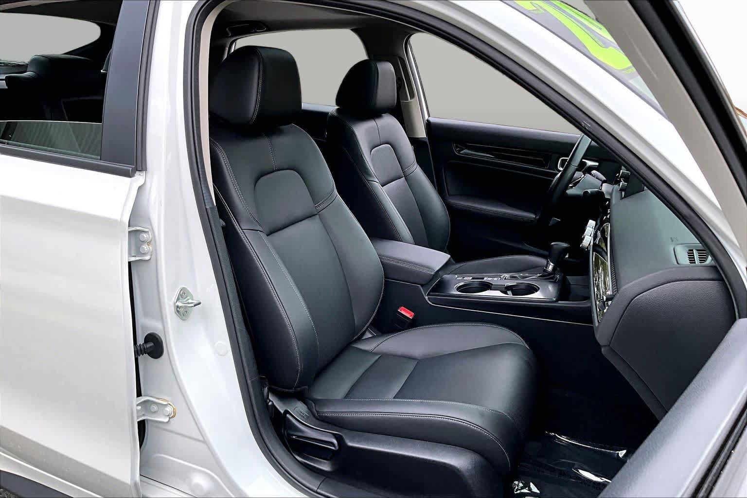 Used 2024 Honda Civic EX-L image 9