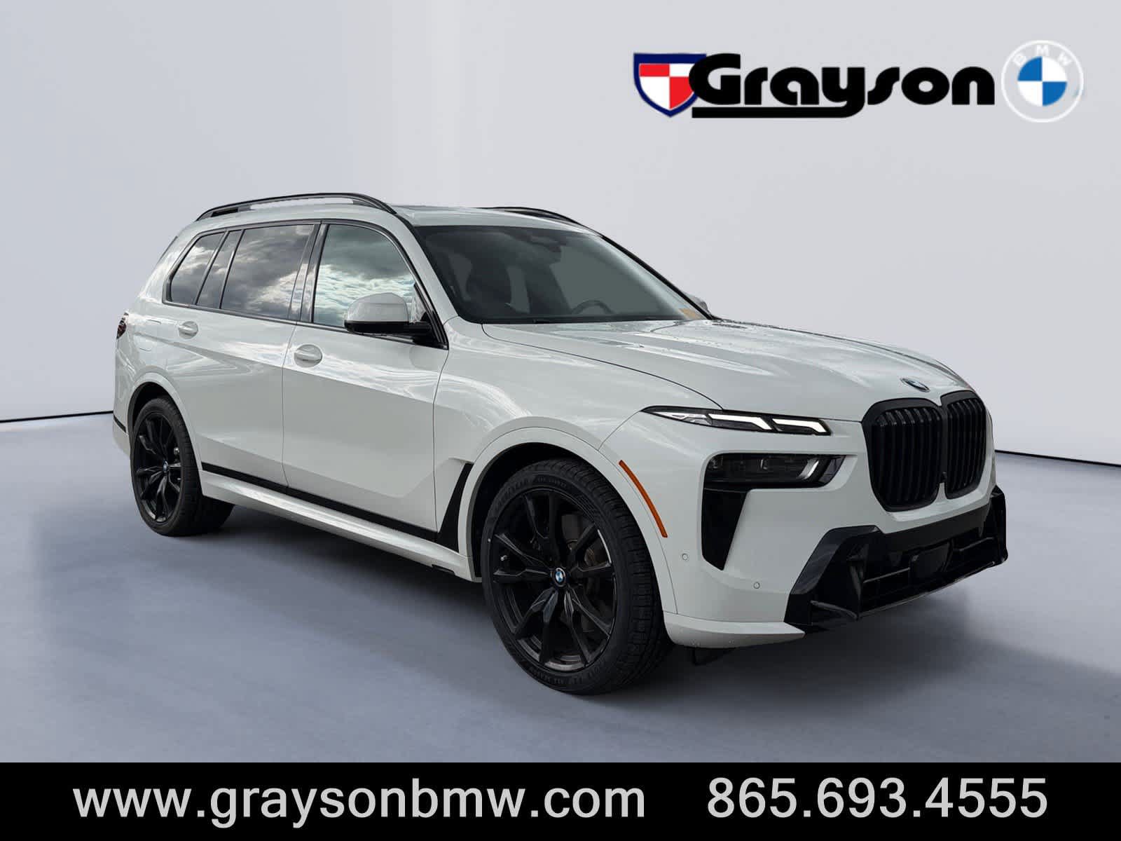 Used 2023 BMW X7 xDrive40i w/ Dynamic Handling Package AWD/4WD image 1