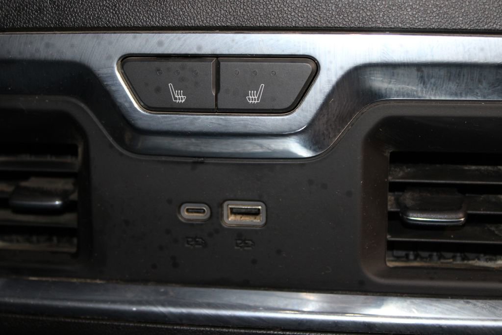 Used 2024 Chevrolet Silverado 2500 High Country w/ High Country Premium Package image 35