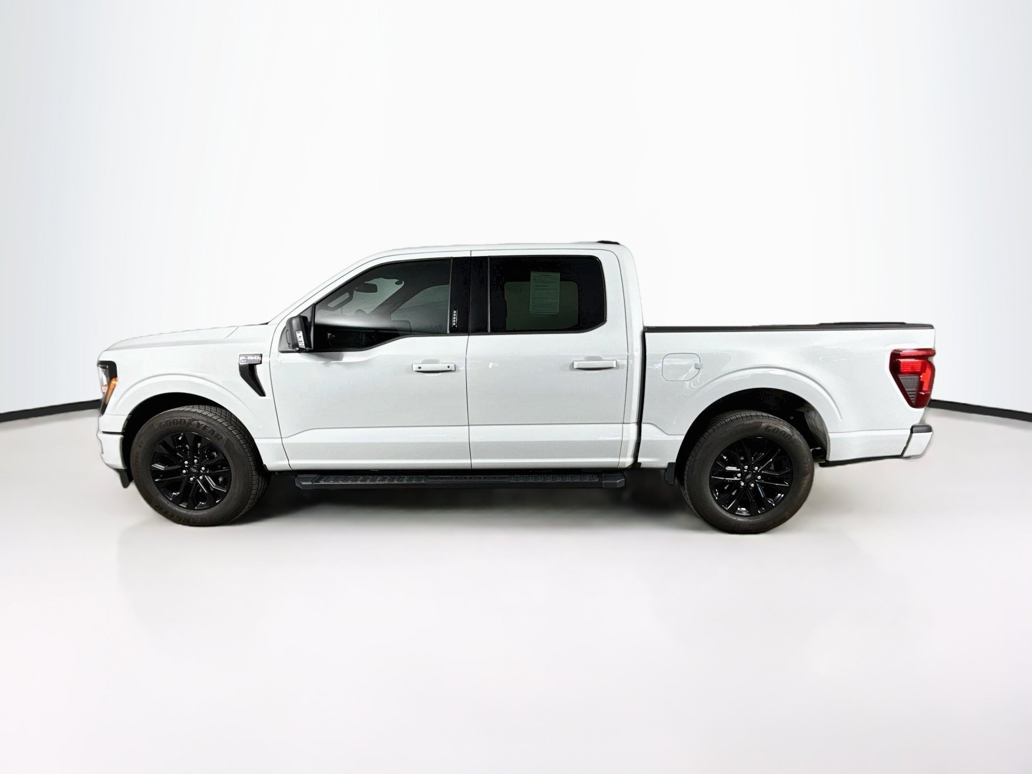 Used 2024 Ford F150 XLT w/ Equipment Group 302A MID RWD image 7