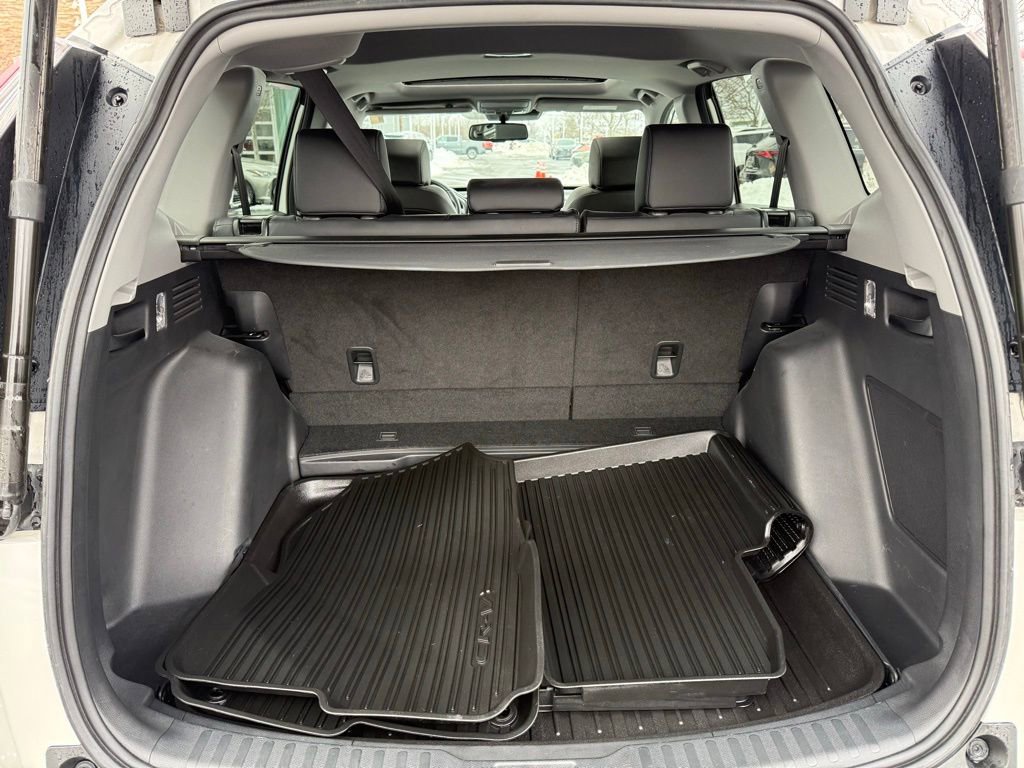 Used 2018 Honda CR-V Touring image 17