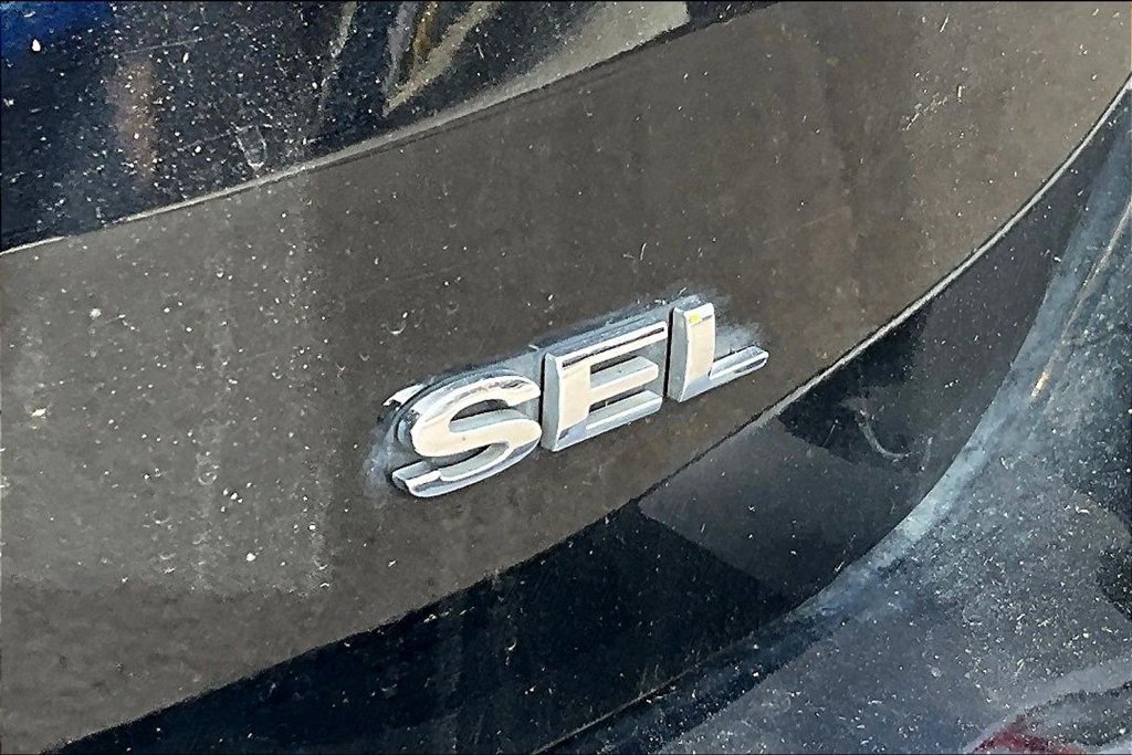 Used 2017 Ford Focus SEL FWD image 24