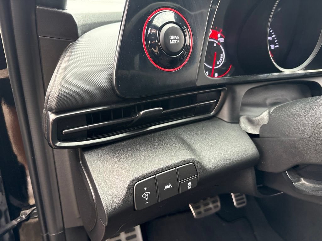 Used 2021 Hyundai Elantra N Line FWD image 17