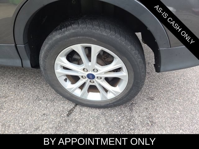 Used 2017 Ford Escape SE FWD image 9