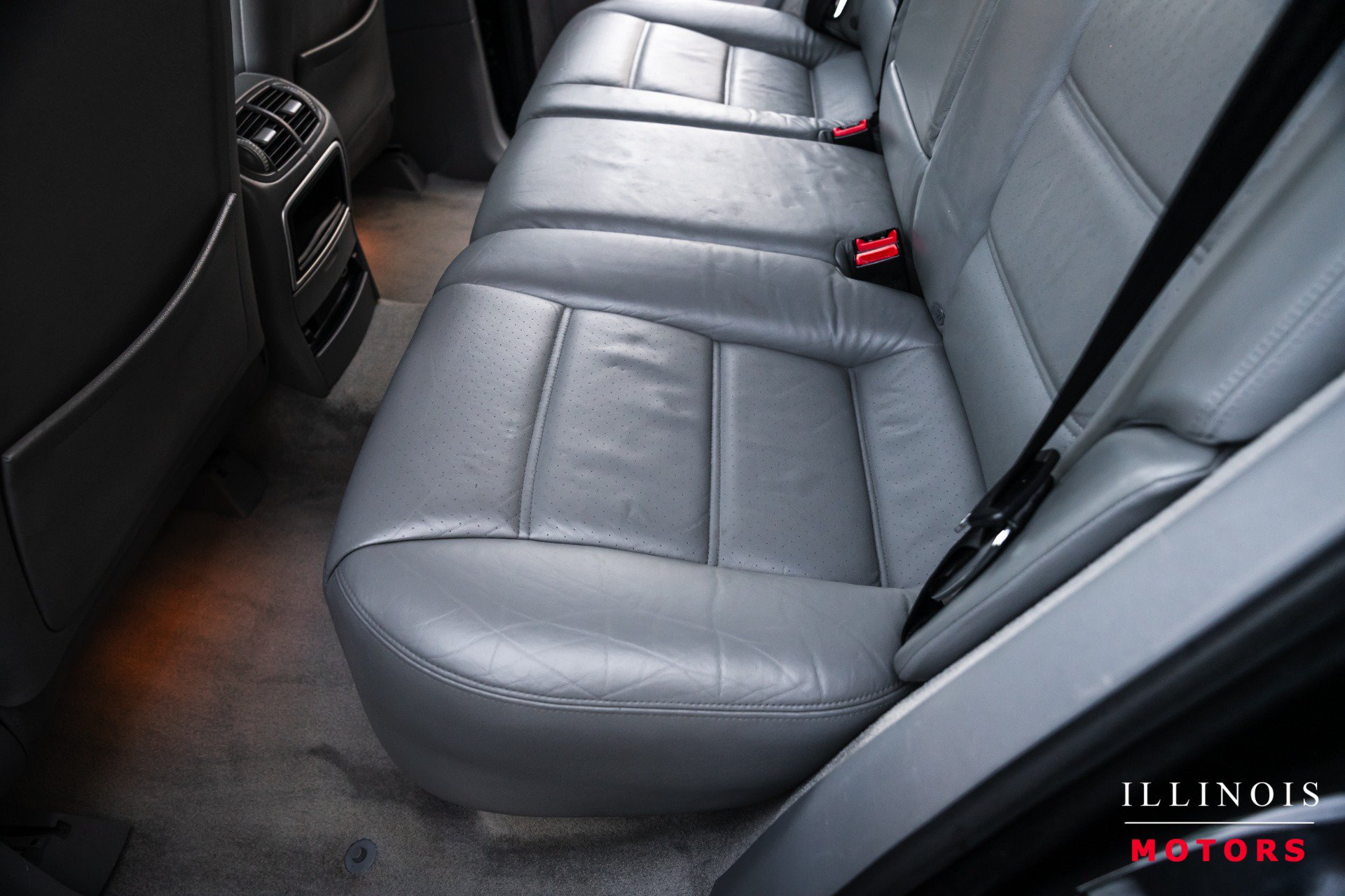 Used 2004 Porsche Cayenne S AWD/4WD image 33