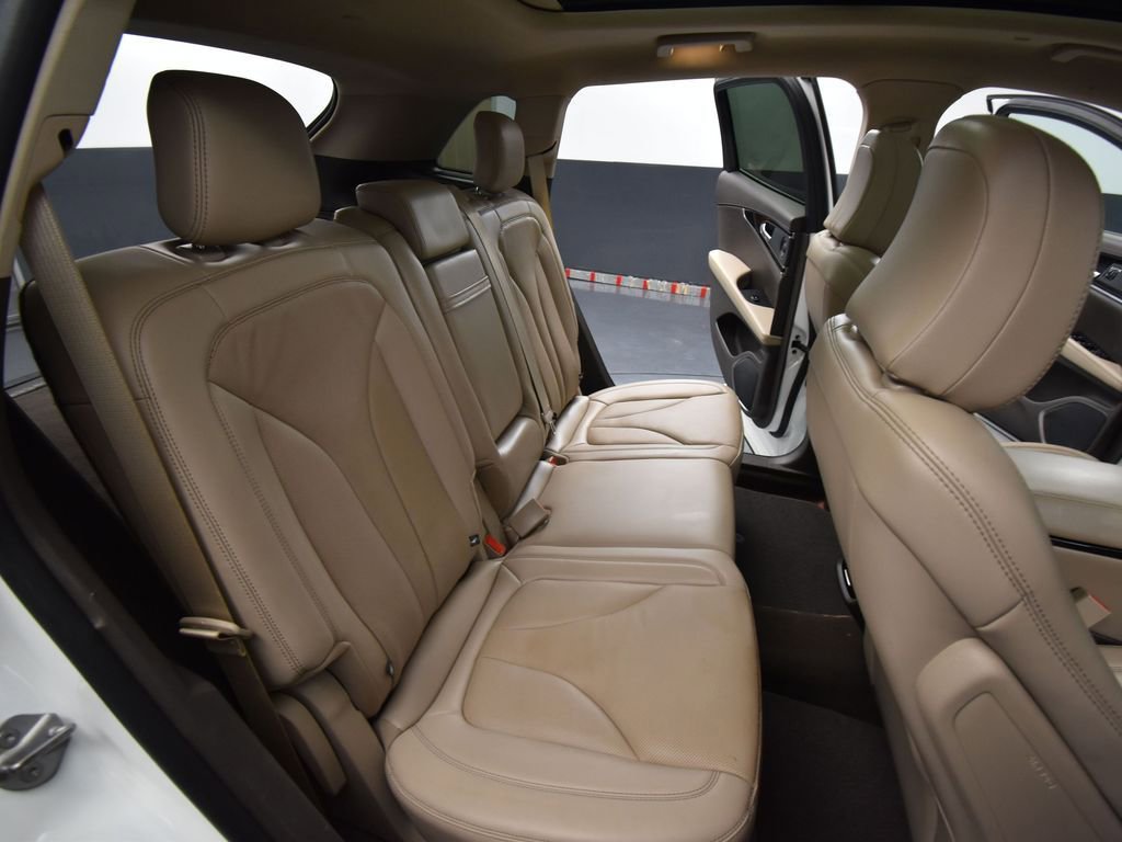 Used 2023 Lincoln Nautilus Reserve w/ Equipment Group 201A image 45