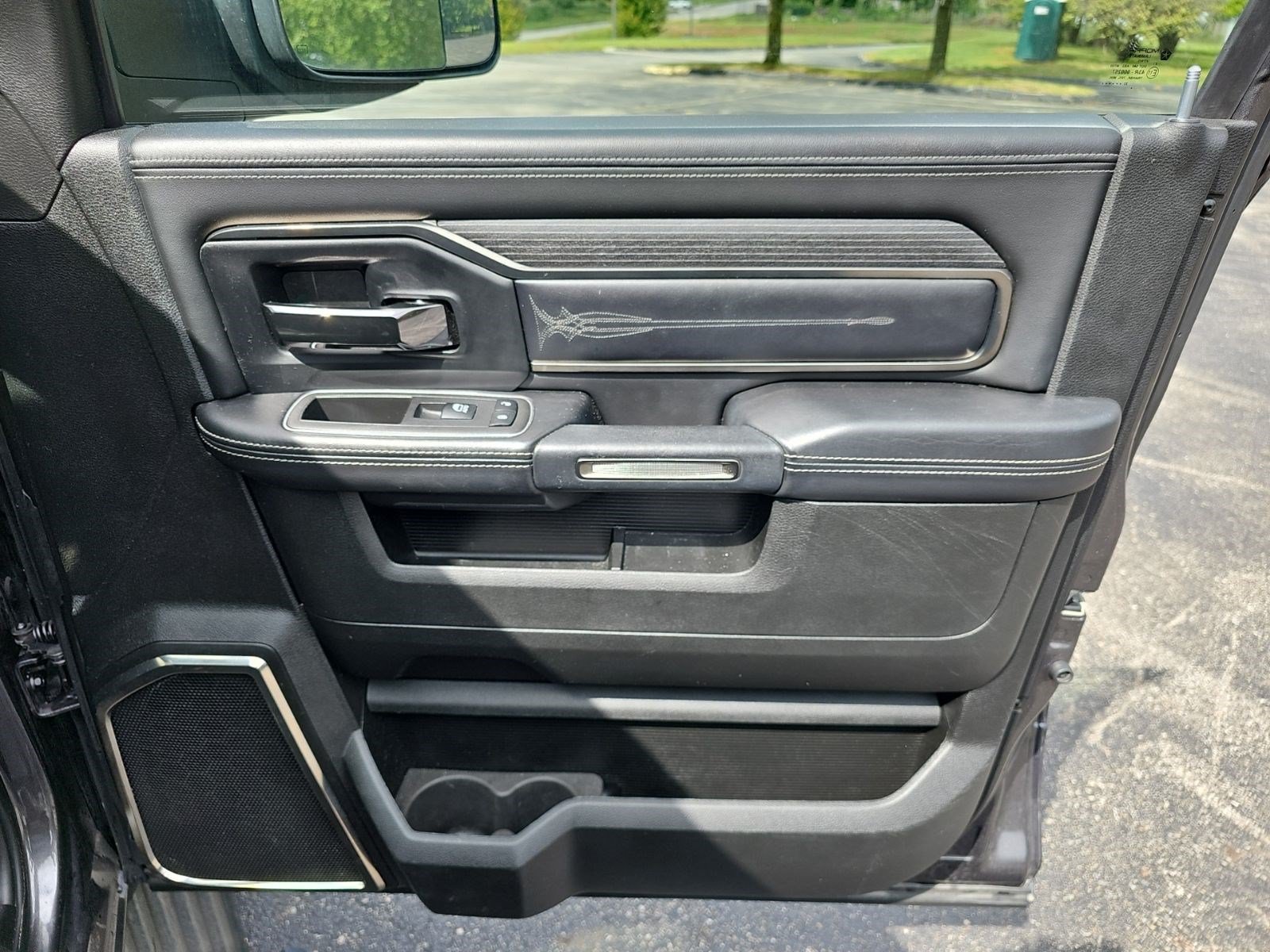 Used 2022 RAM 2500 Limited w/ Night Edition AWD/4WD image 15