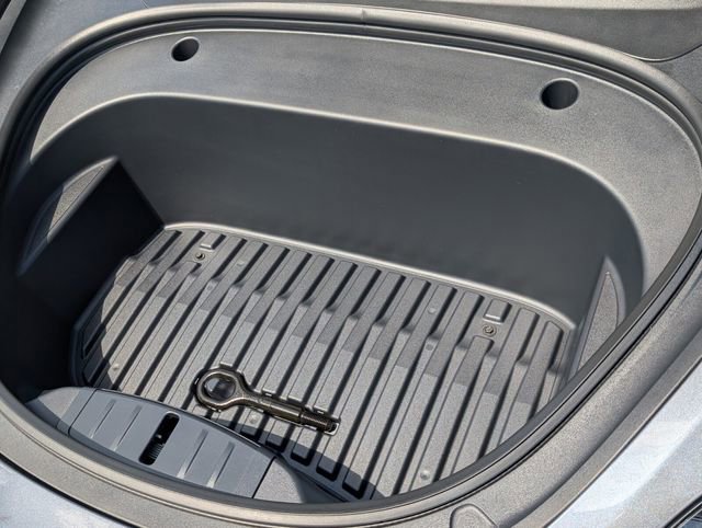 Used 2023 Tesla Model 3 Standard Range image 22