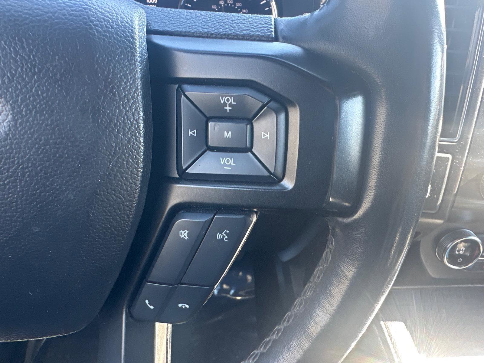 Used 2020 Ford Expedition Max Limited image 22