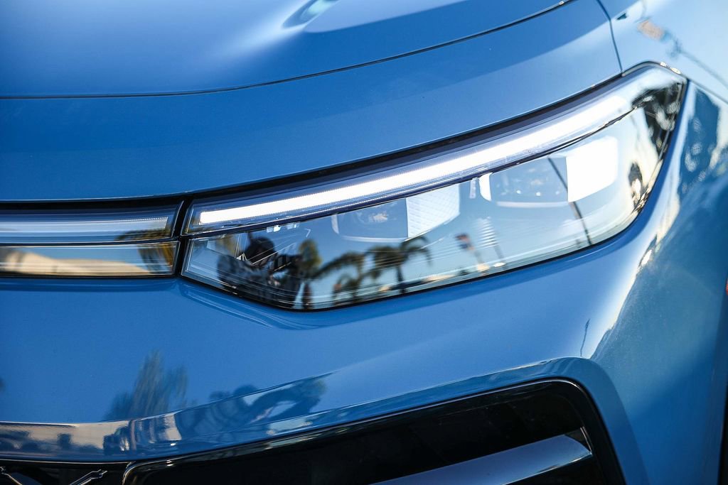 New 2026 Volkswagen Tiguan SEL R-Line image 18