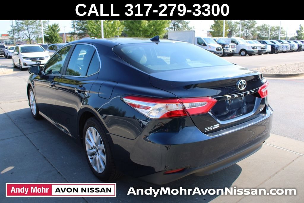 Used 2020 Toyota Camry LE FWD image 5