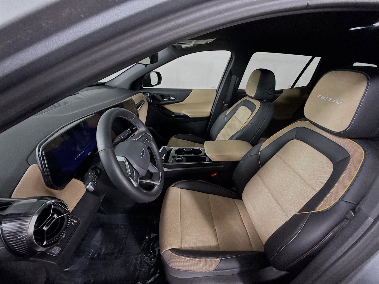 New 2026 Chevrolet Equinox ACTIV w/ Convenience Package III image 16