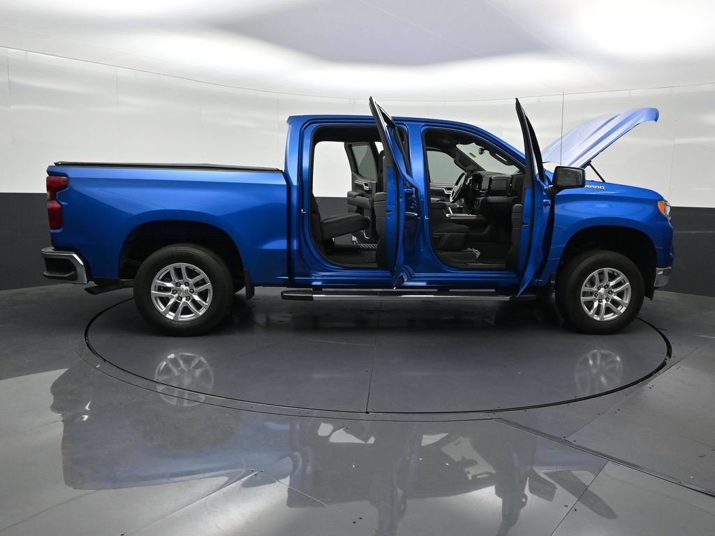 Used 2022 Chevrolet Silverado 1500 LT RWD image 32