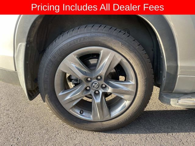Used 2018 Toyota Highlander Limited Platinum AWD/4WD image 9