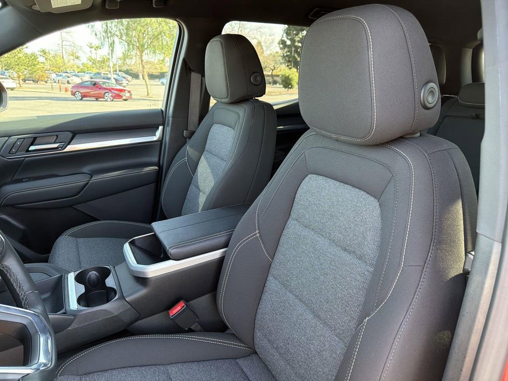 Used 2026 GMC Terrain Elevation image 22