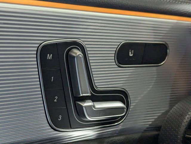 Used 2020 Mercedes-Benz CLA 250 image 17