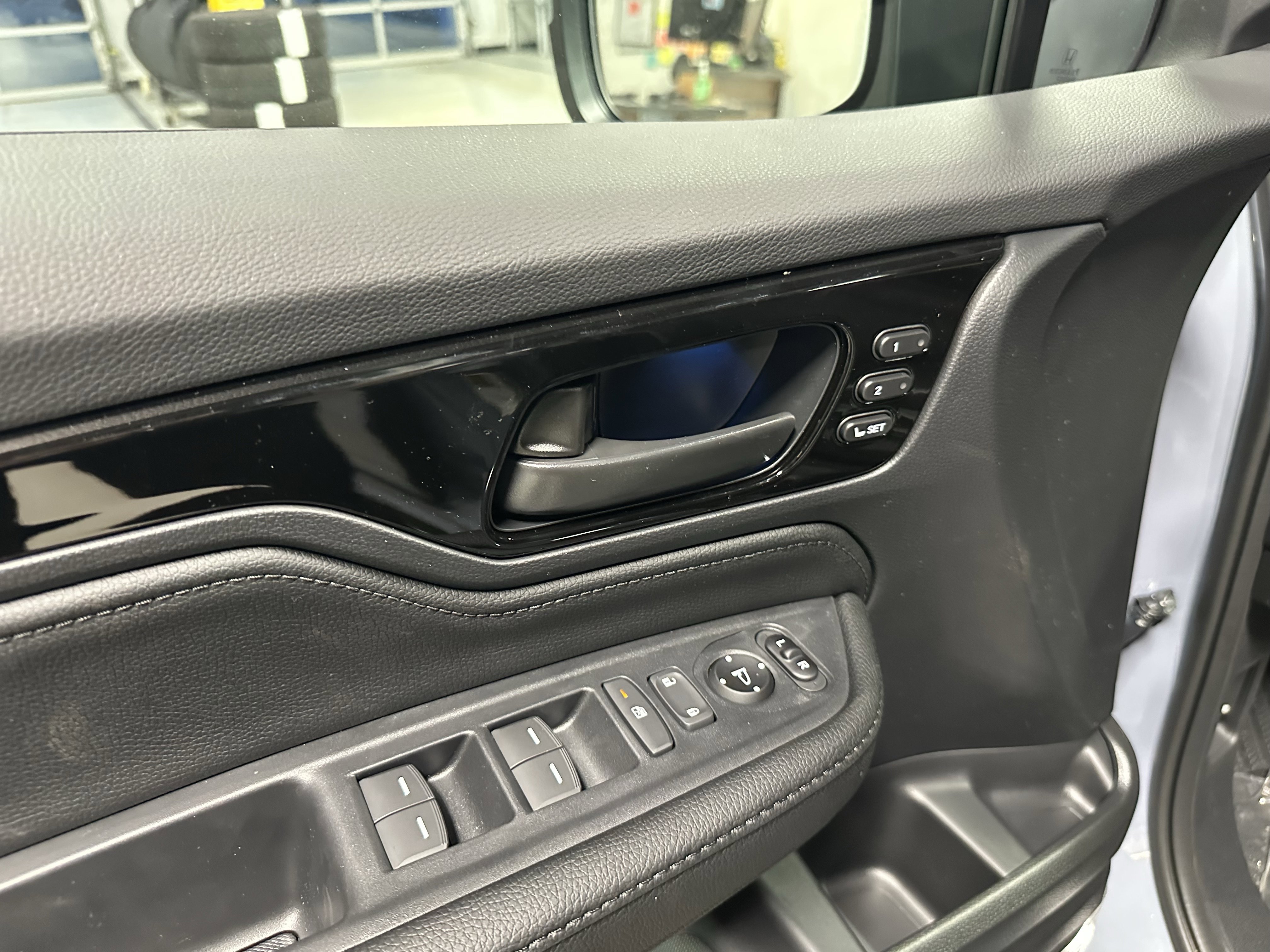 New 2026 Honda Odyssey Touring image 18