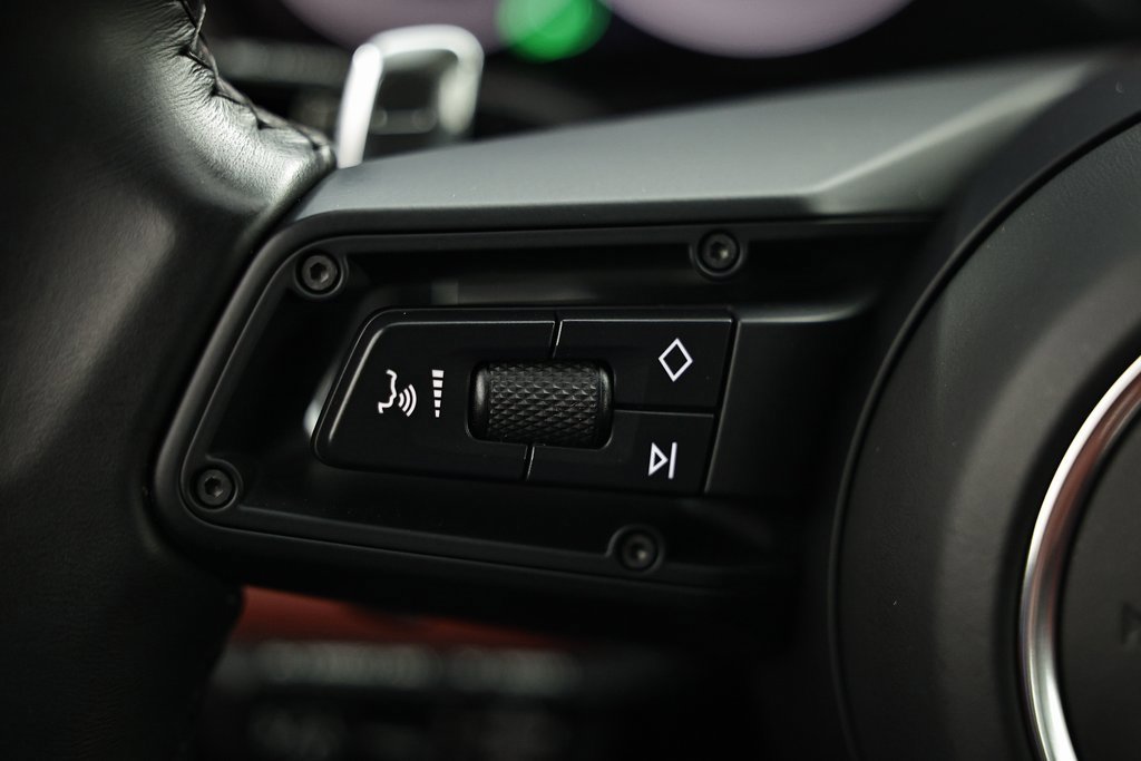 Certified 2023 Porsche Panamera 4S image 35