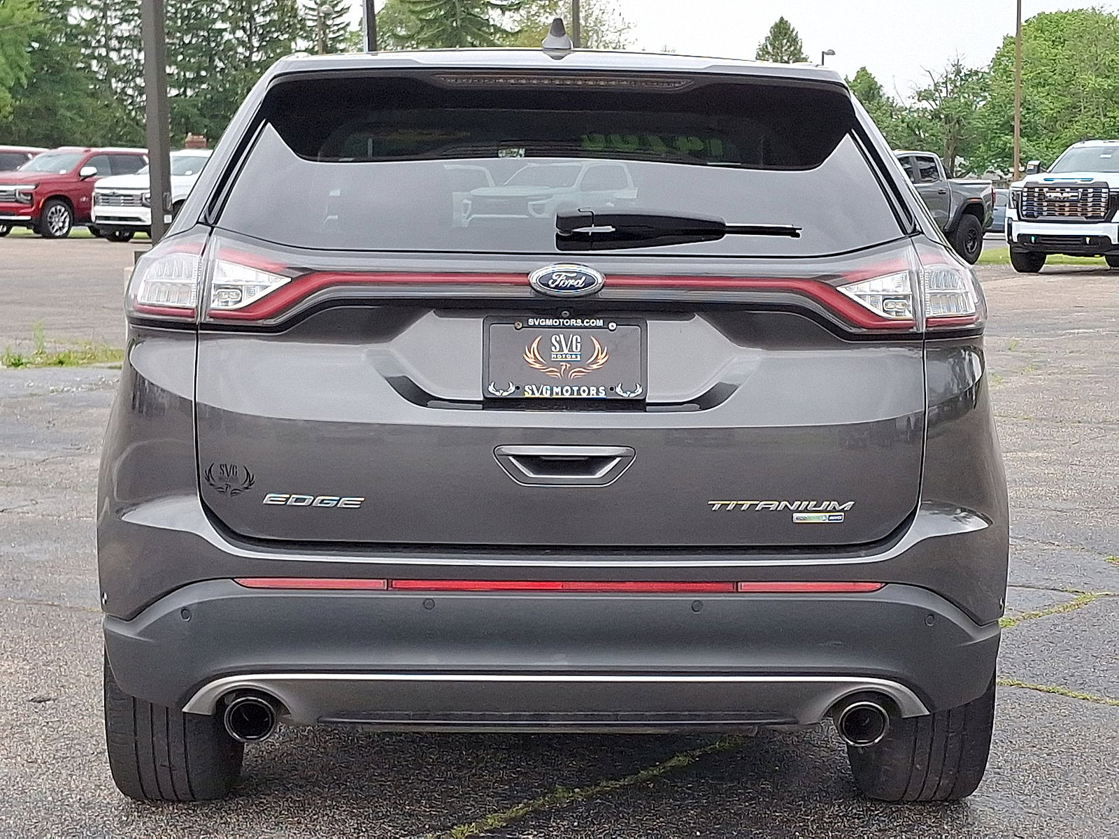 Used 2018 Ford Edge Titanium w/ Equipment Group 302A AWD/4WD image 23