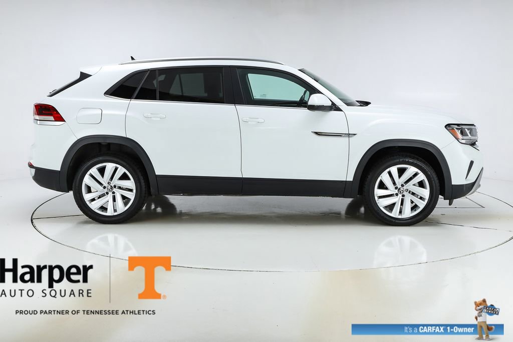 Used 2023 Volkswagen Atlas Cross Sport SE w/ Panoramic Sunroof Package FWD image 10