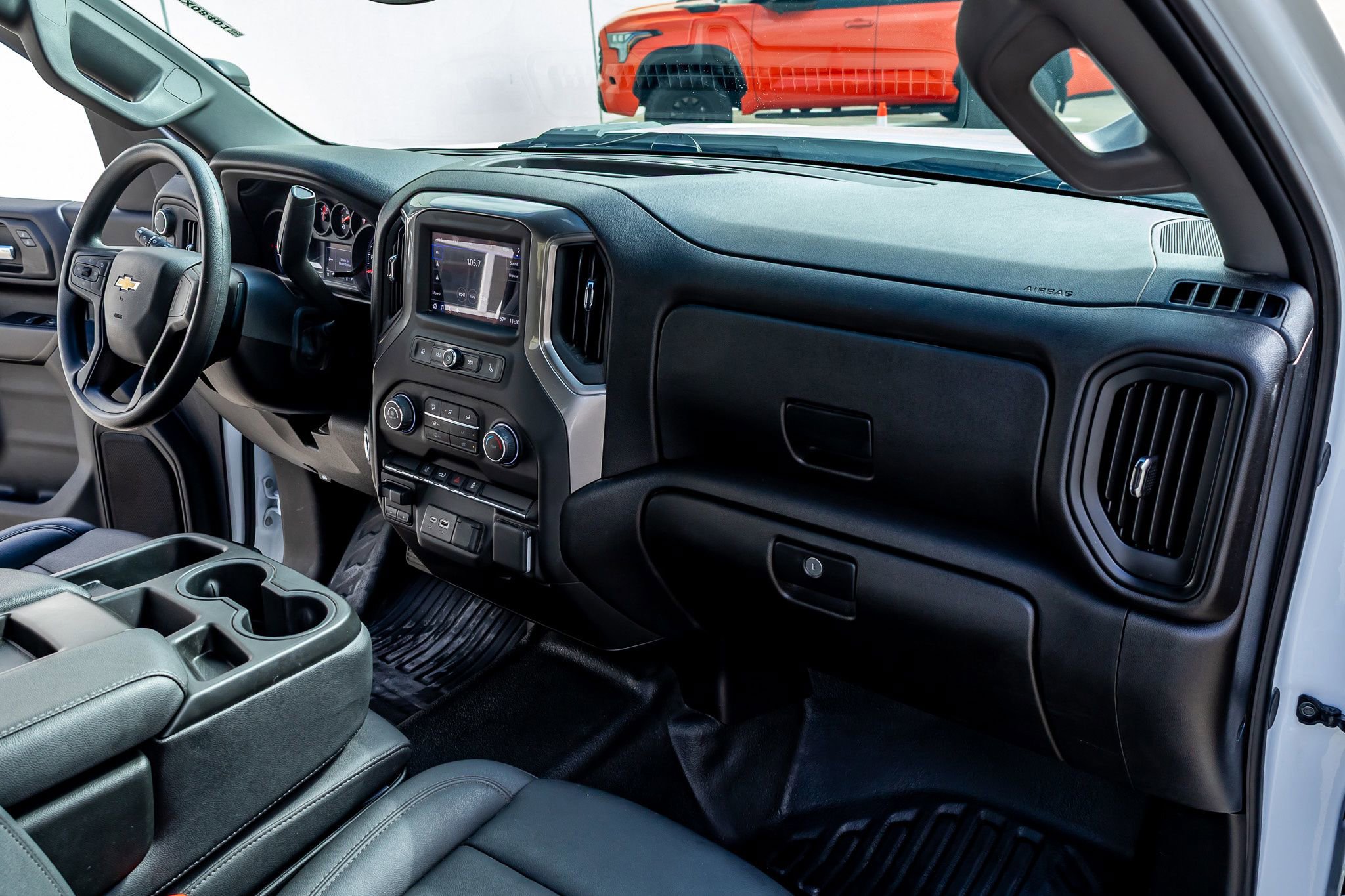 Used 2025 Chevrolet Silverado 2500 W/T w/ WT Convenience Package image 14