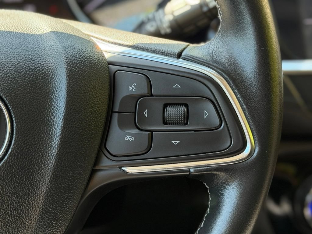 Used 2021 Buick Encore GX Select AWD/4WD image 12
