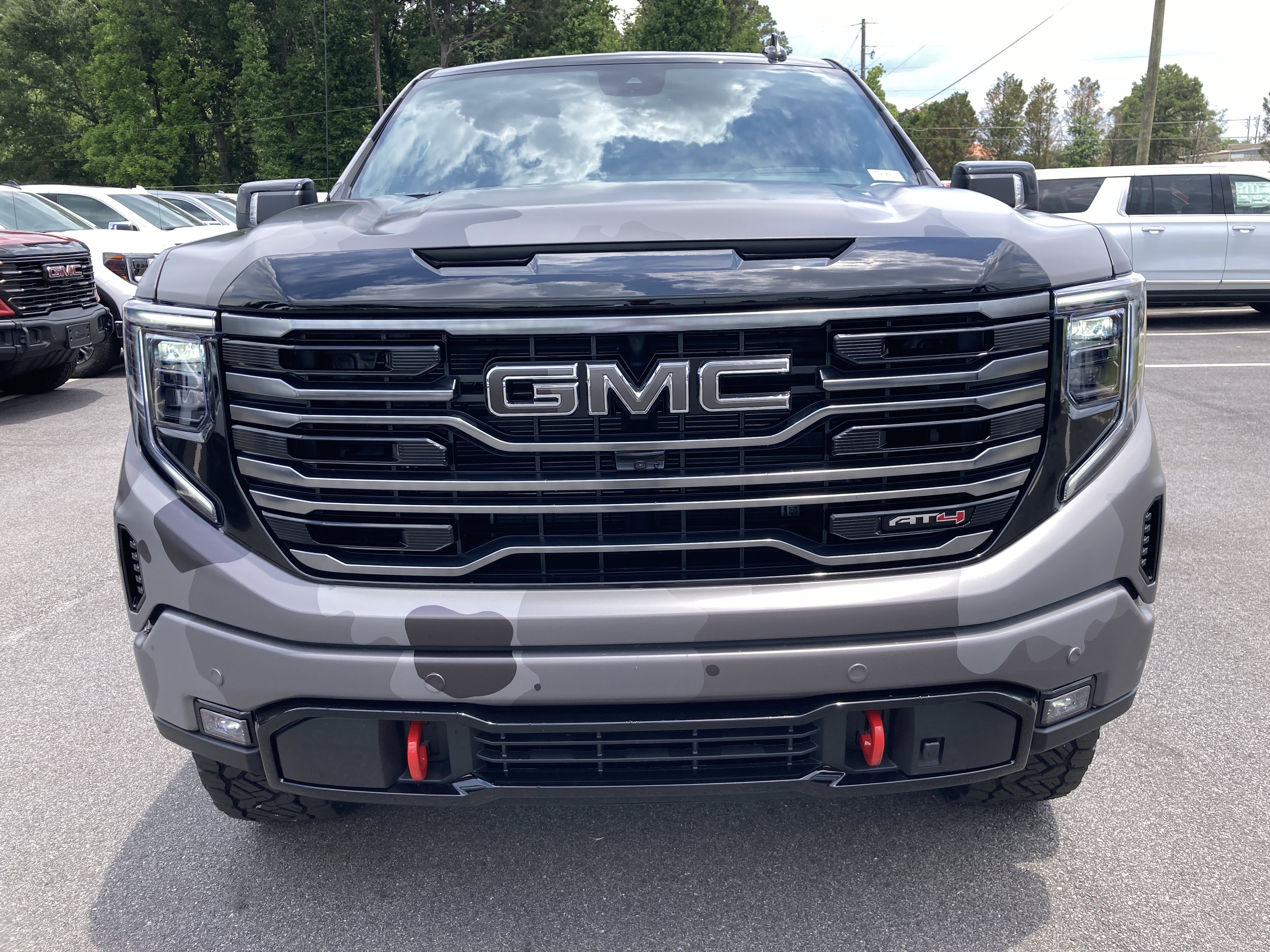 New 2026 GMC Sierra 1500 AT4 w/ AT4 Premium Package AWD/4WD image 2