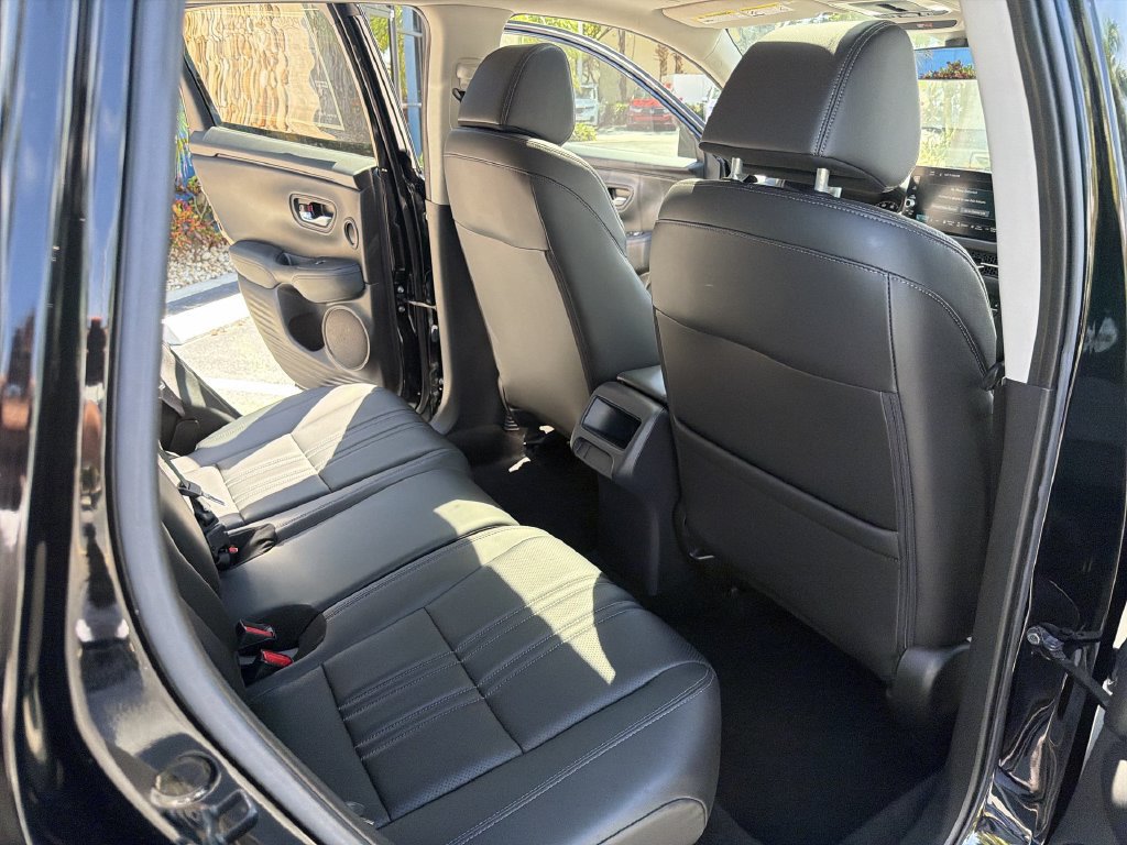 Certified 2023 Honda HR-V EX-L image 32