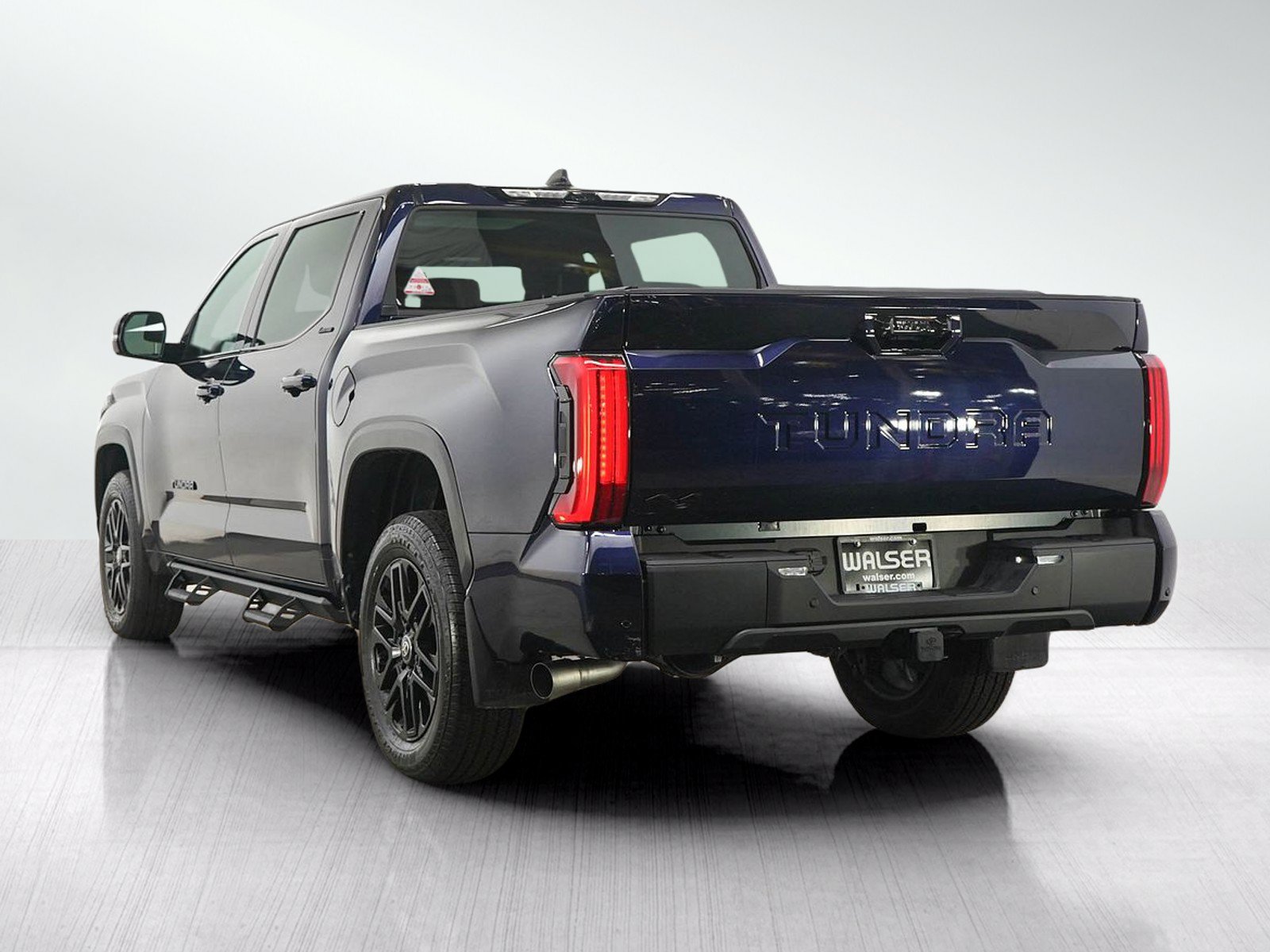 Used 2026 Toyota Tundra Limited AWD/4WD image 5