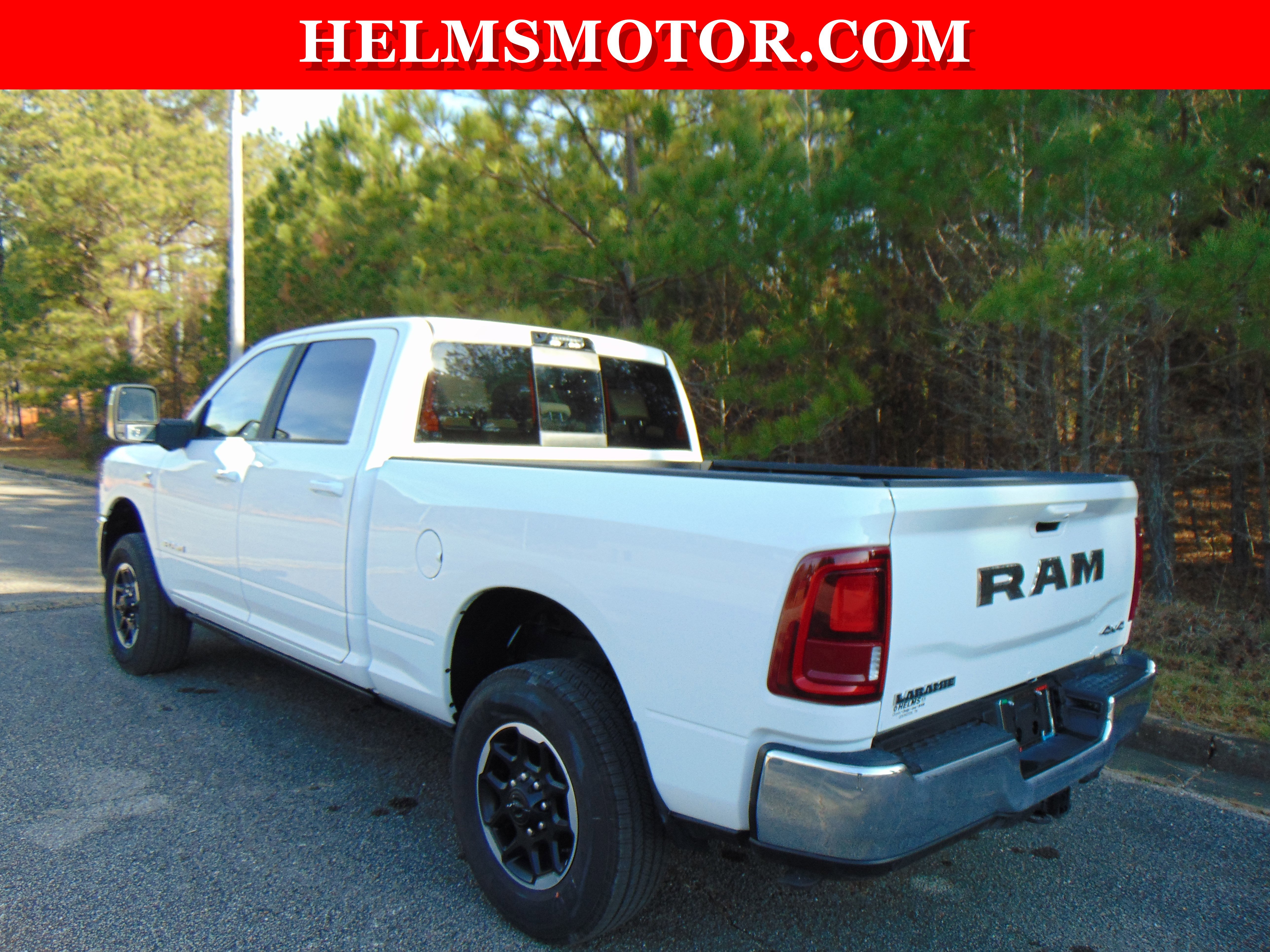 New 2025 RAM 2500 Laramie AWD/4WD image 8