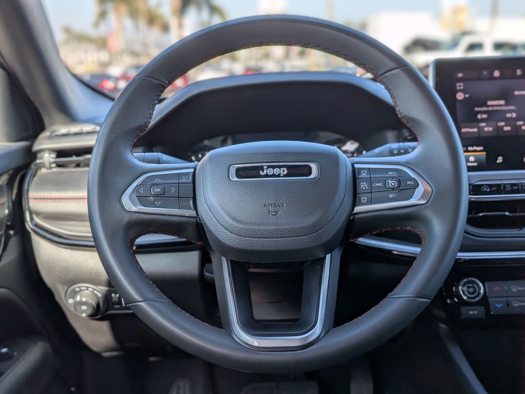 Used 2024 Jeep Compass Trailhawk image 19