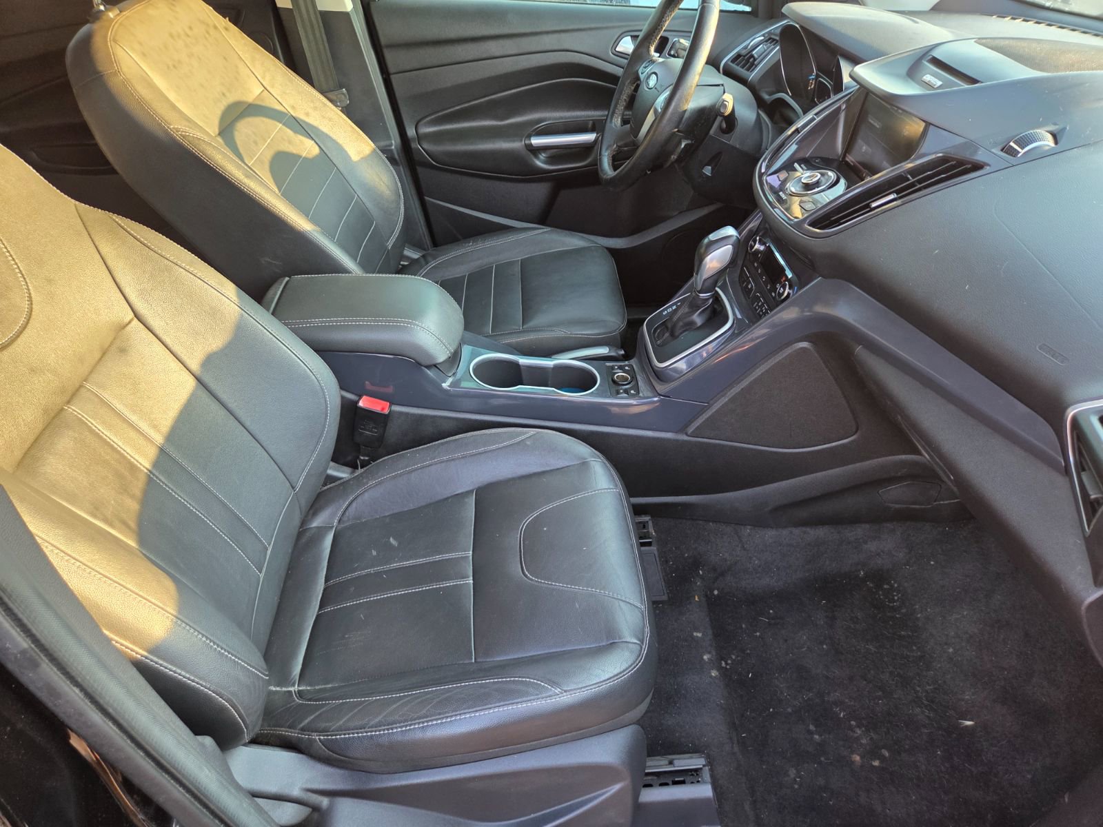 Used 2013 Ford Escape Titanium w/ Parking Technology Pkg image 16