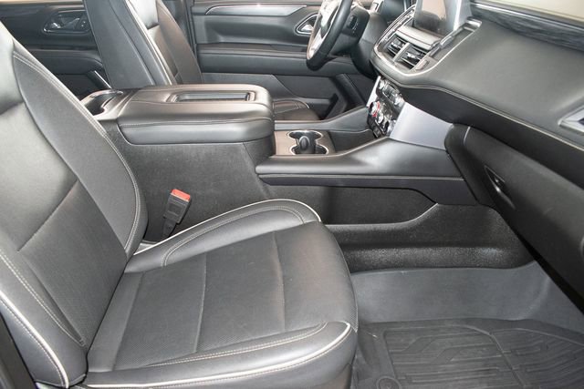 Used 2023 GMC Yukon SLT w/ SLT Luxury Package AWD/4WD image 10