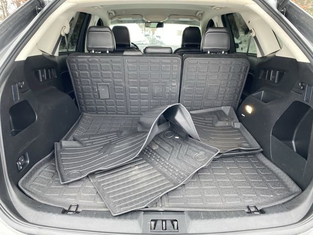Used 2023 Ford Edge SEL image 15