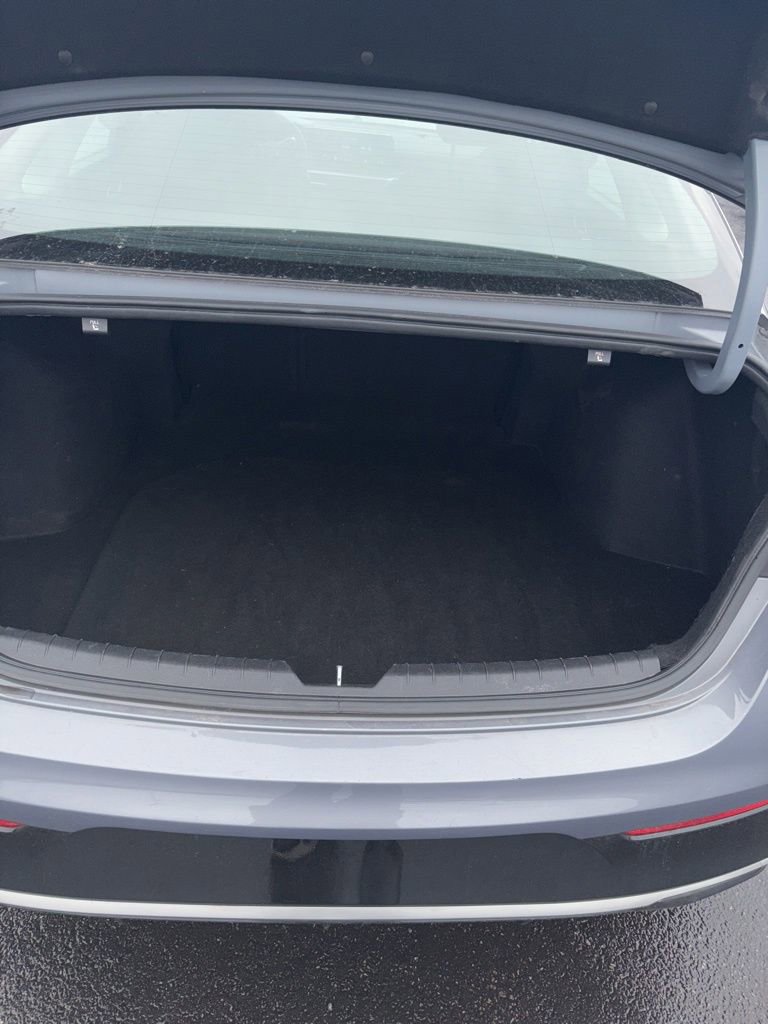 Used 2022 Kia K5 LXS image 13