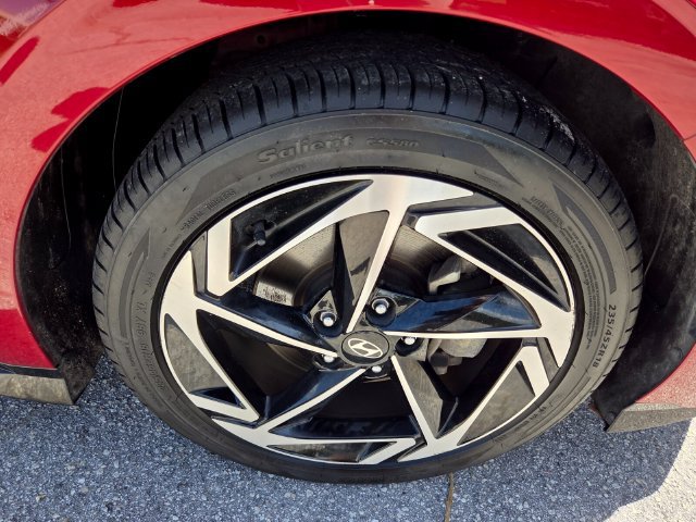 Used 2024 Hyundai Sonata SEL w/ Convenience Package FWD image 9