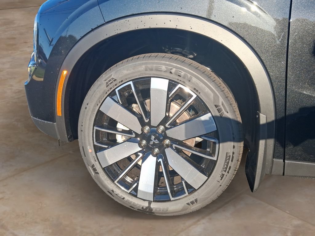 New 2026 Mitsubishi Outlander SE FWD image 14