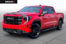 Used 2022 GMC Sierra 1500 Elevation w/ Preferred Package AWD/4WD image 1