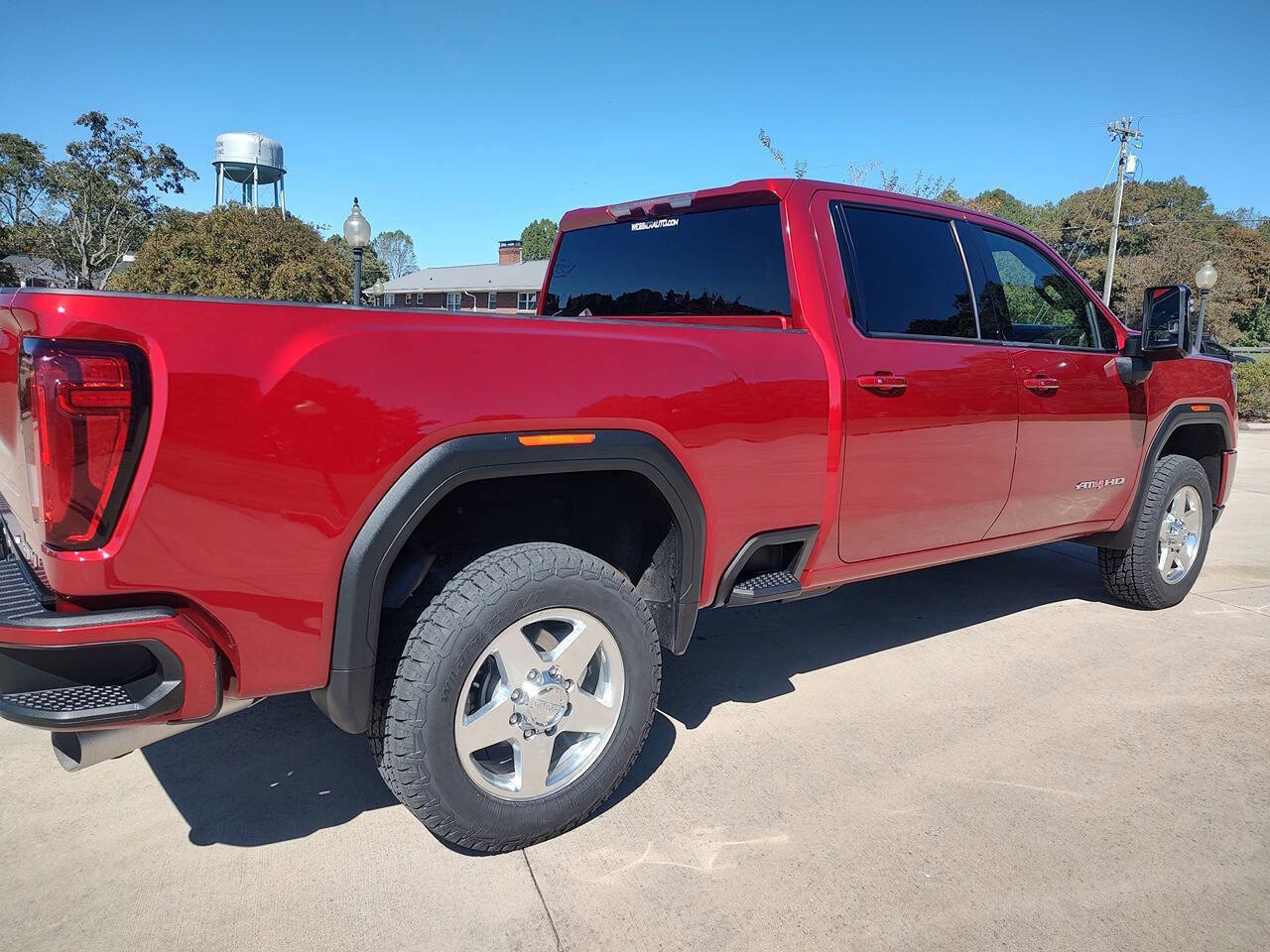 Used 2021 GMC Sierra 2500 AT4 image 9