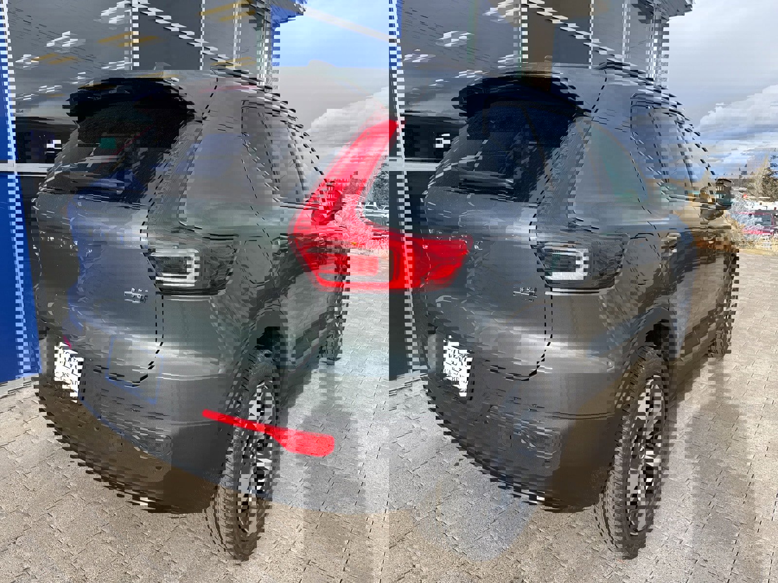 New 2026 Volvo XC40 B5 Plus w/ Protection Package Premier image 6