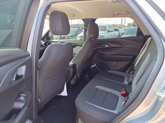 Used 2024 Chevrolet TrailBlazer LS image 18