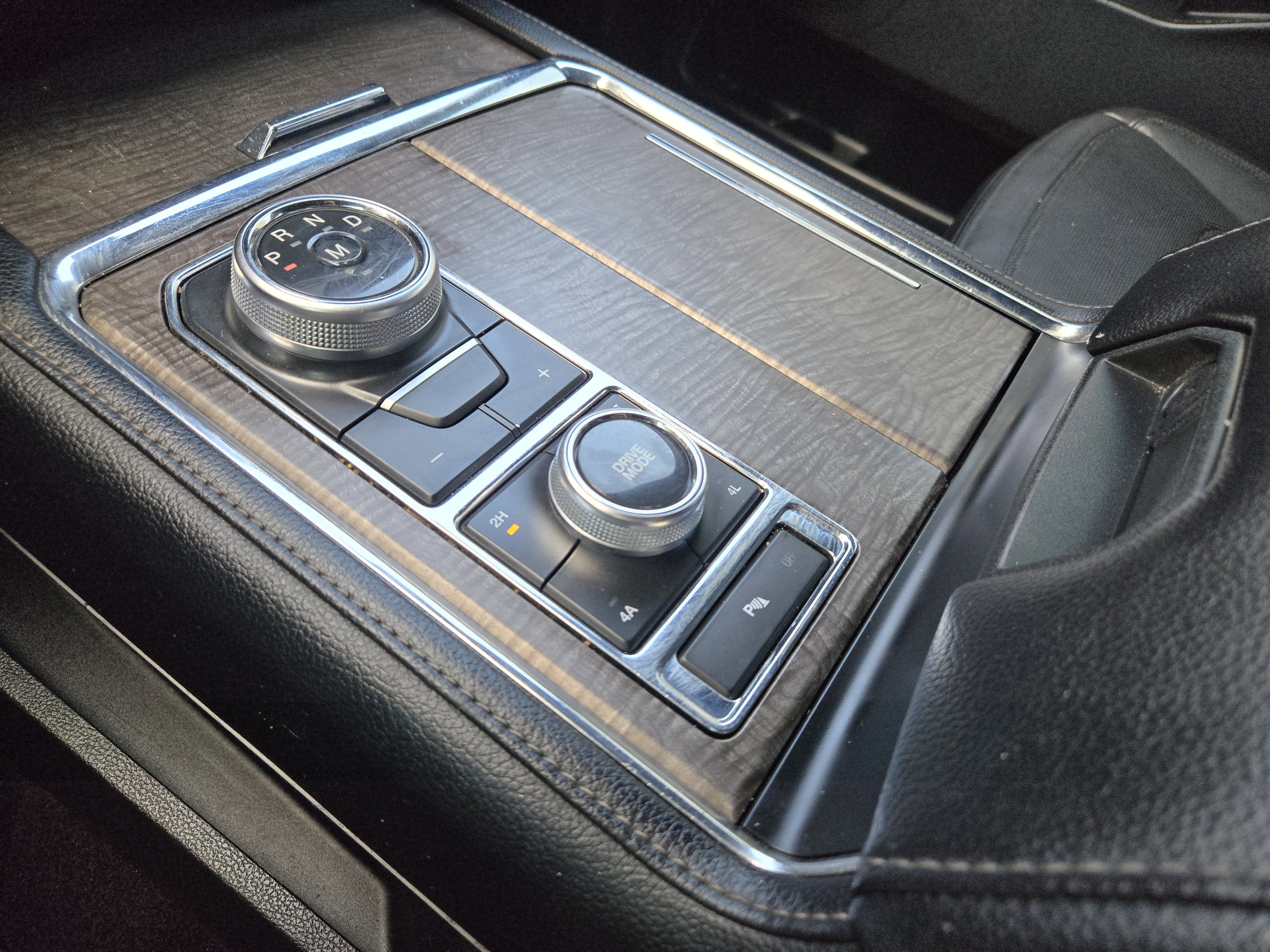 Used 2019 Ford Expedition Limited AWD/4WD image 21