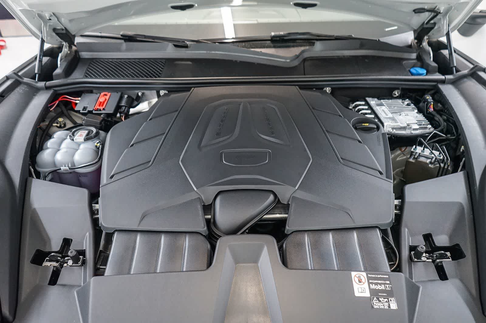 New 2026 Porsche Cayenne AWD/4WD image 32