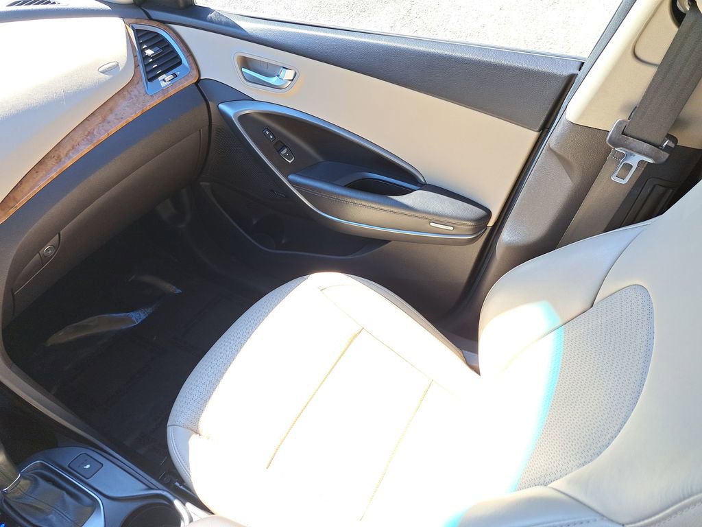 Used 2014 Hyundai Santa Fe Sport 2.0T w/ Navigation Package 06 image 12