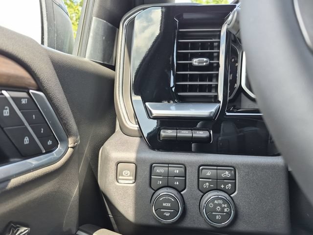 New 2026 Chevrolet Silverado 1500 High Country w/ Midnight Edition AWD/4WD image 20