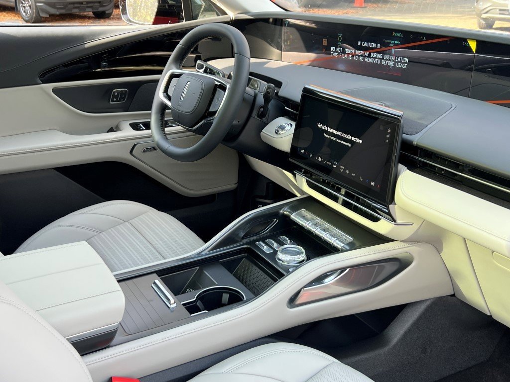 New 2026 Lincoln Nautilus Reserve image 9