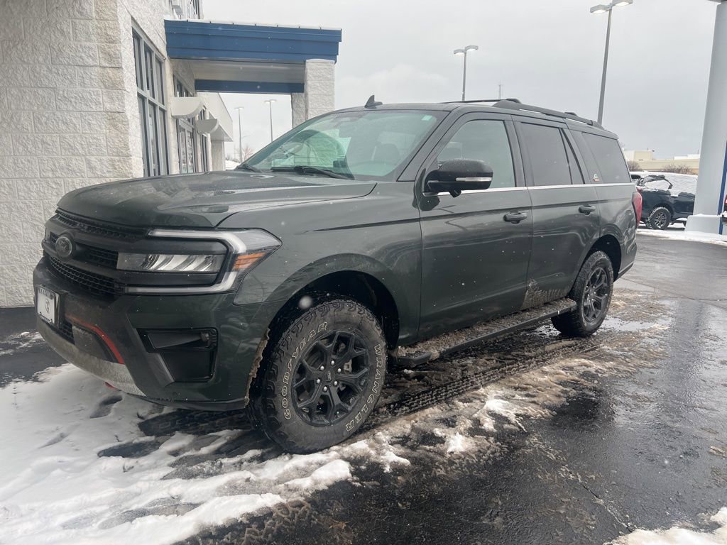 Used 2022 Ford Expedition Timberline image 3