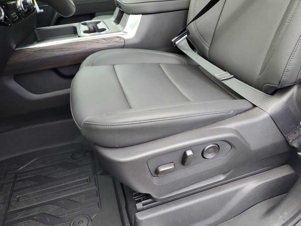 New 2025 GMC Sierra 2500 SLT w/ SLT Premium Package image 15