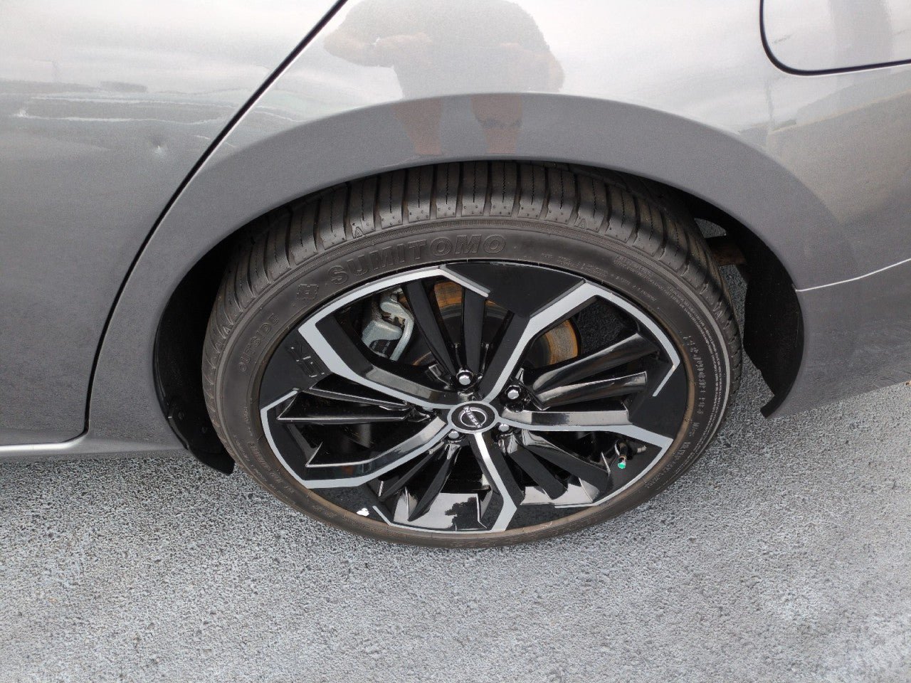 Used 2025 Nissan Altima 2.5 SR FWD image 9