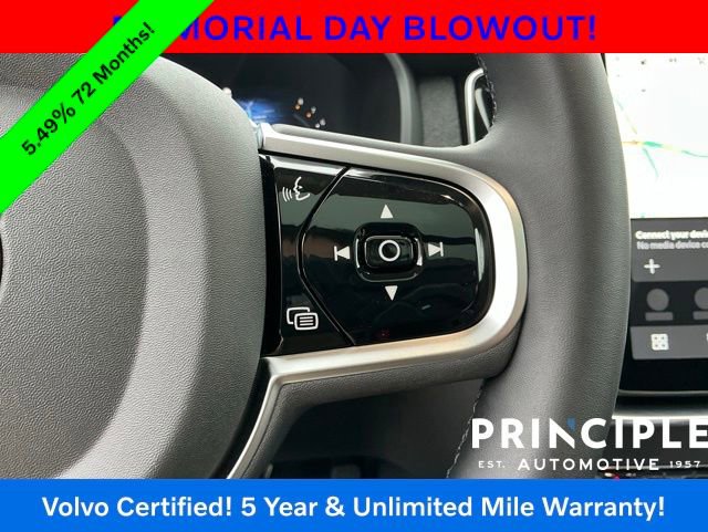 Certified 2025 Volvo XC90 B5 Plus AWD/4WD image 24